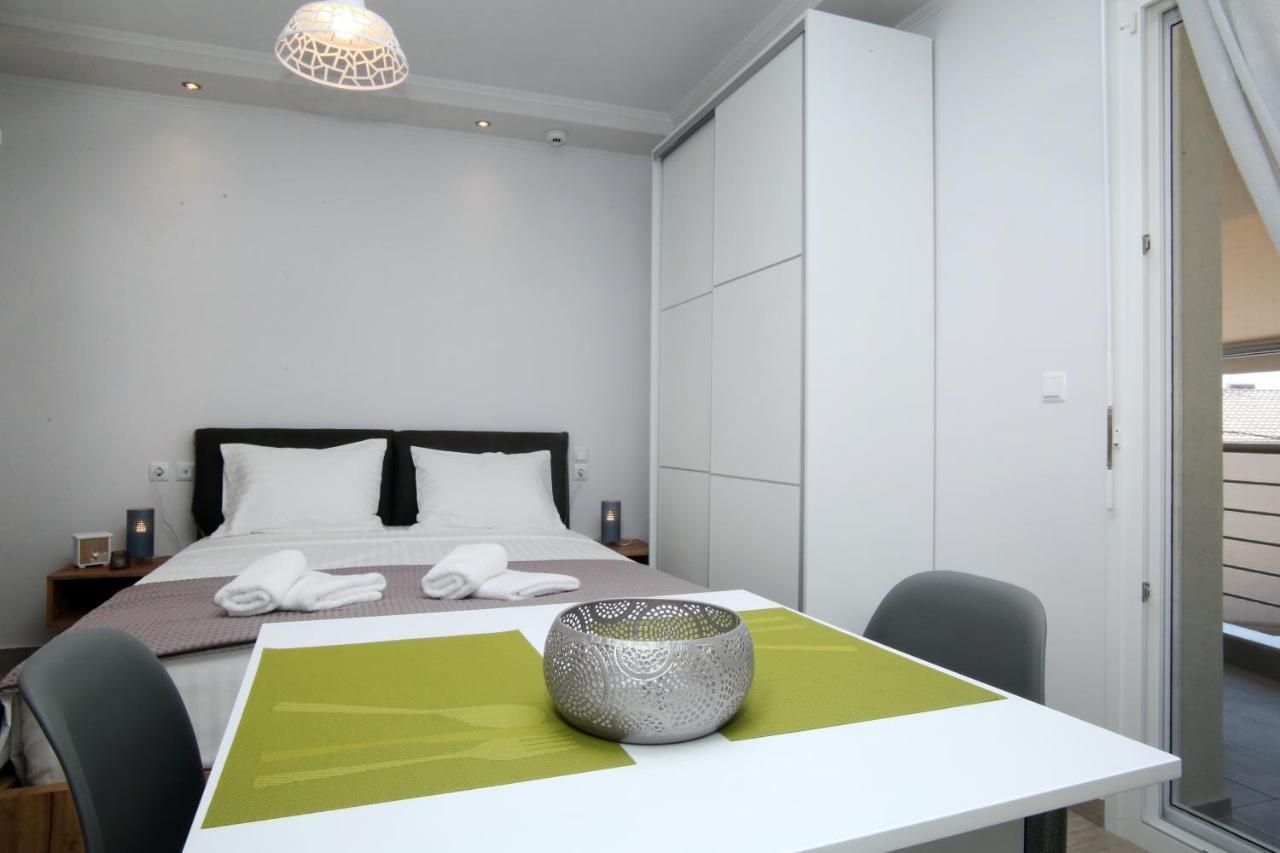 Aparthotel Sunsetperamos Néa Péramos Esterno foto